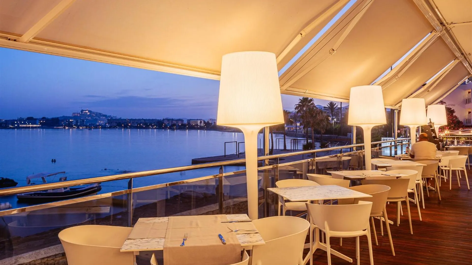 Hotel Simbad Ibiza 4*,